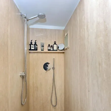 The Eclectic Of Collector - Navona Square Apartament